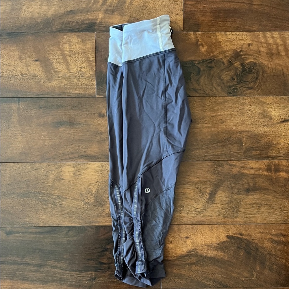 Lululemon Athletica Gray and White Leggings